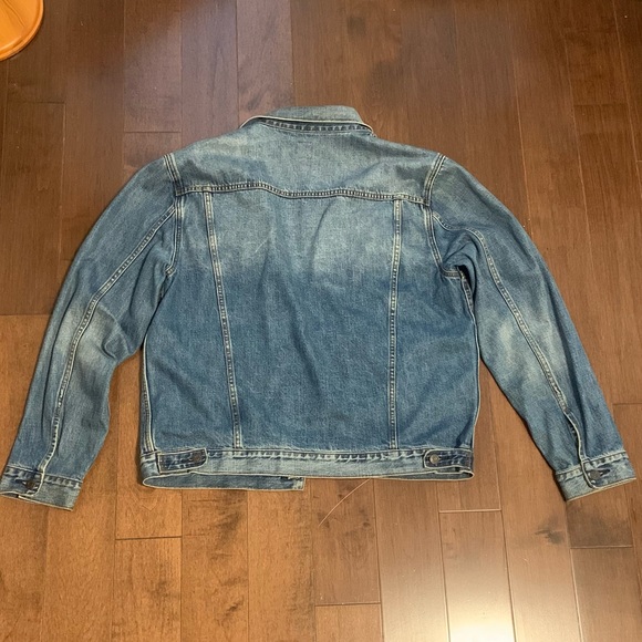 GAP 100% cotton men's XL jean jacket - Picture 3 of 5